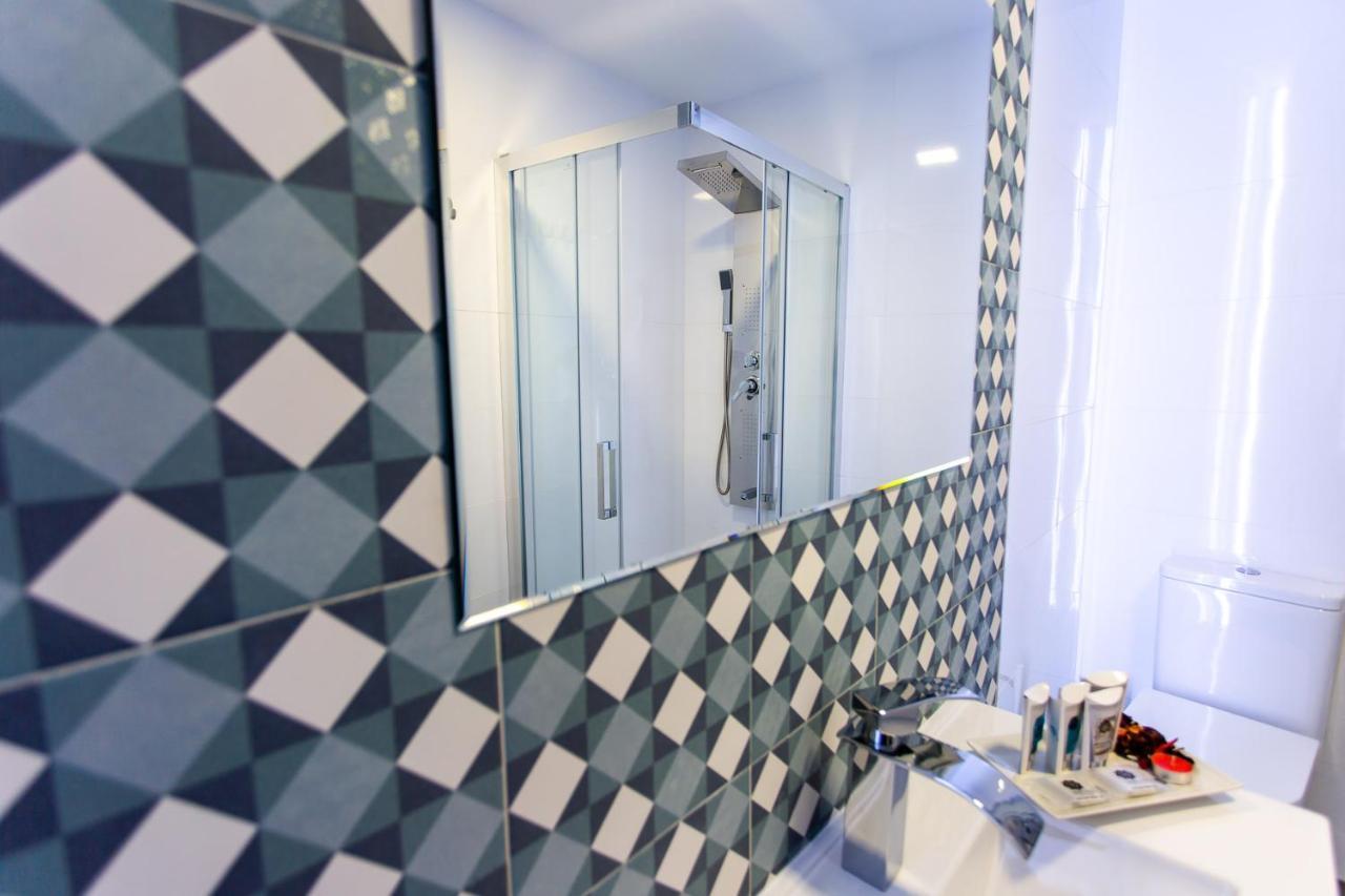 Apartamentos Hervas Suites Екстер'єр фото