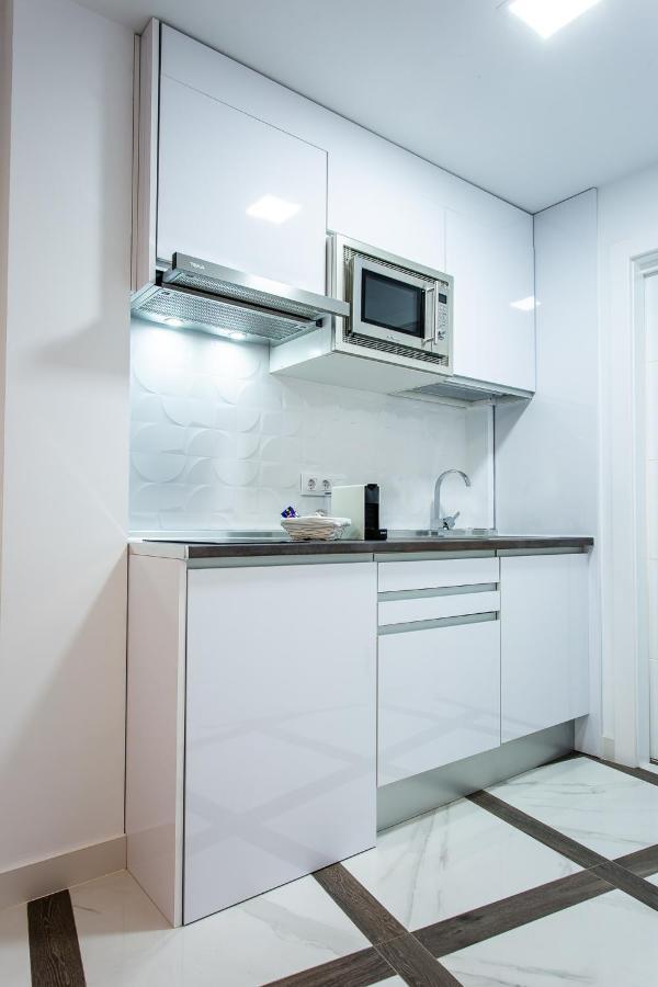 Apartamentos Hervas Suites Екстер'єр фото