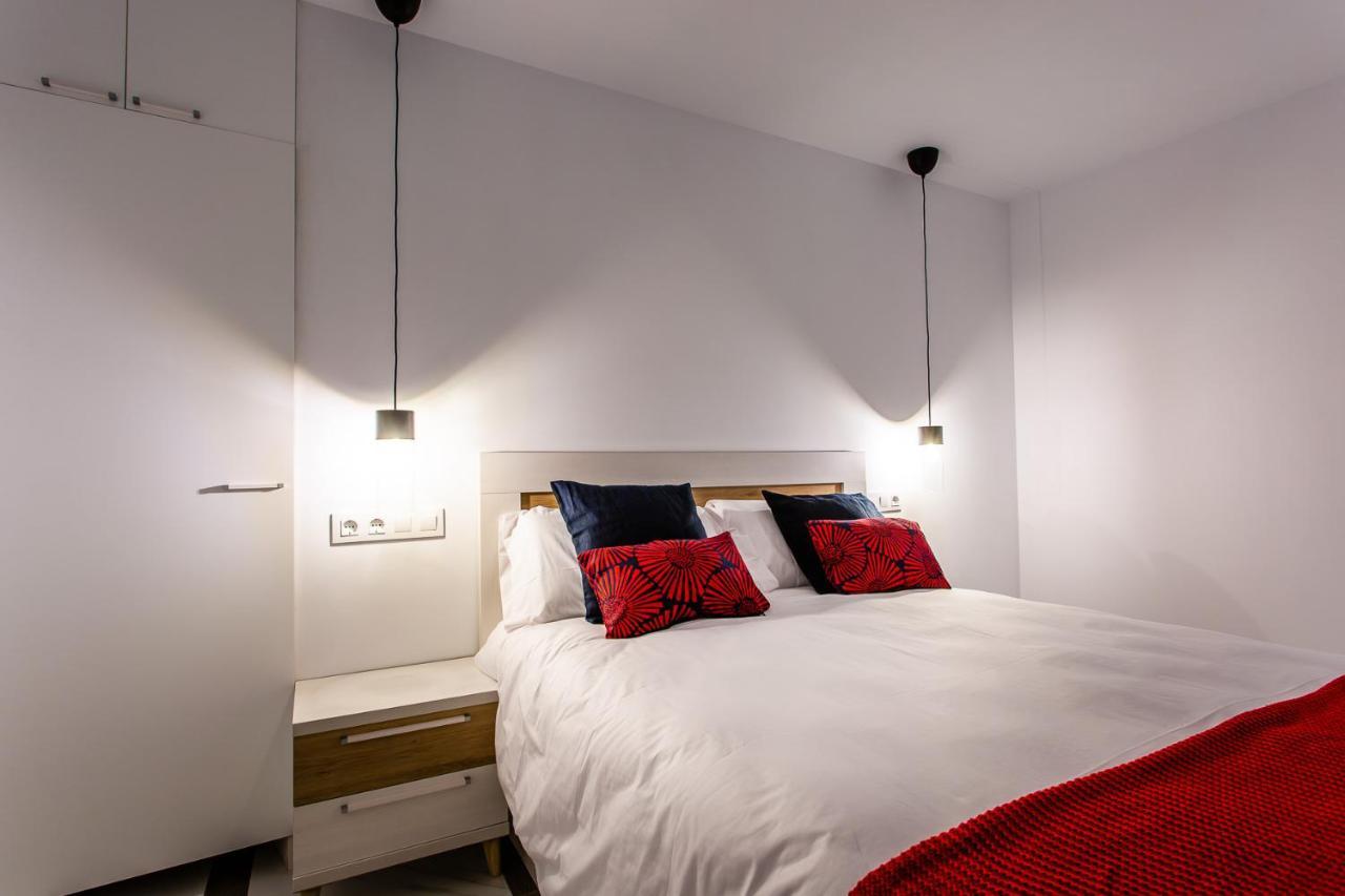 Apartamentos Hervas Suites Екстер'єр фото