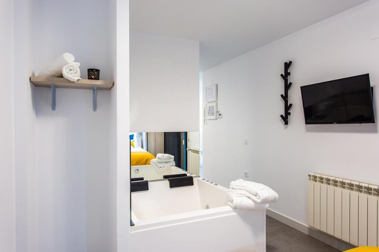 Apartamentos Hervas Suites Екстер'єр фото